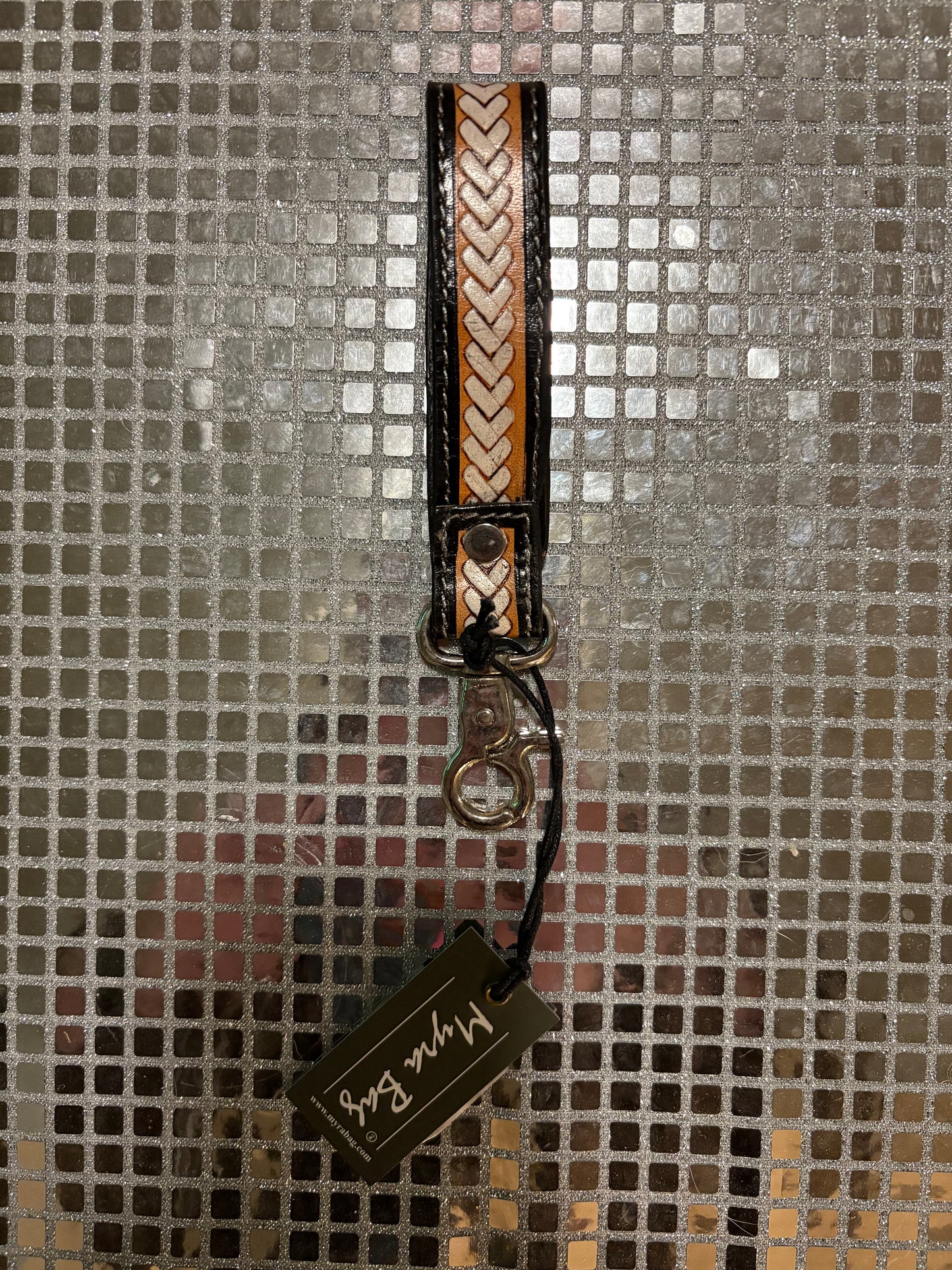 Arrow Key Fob