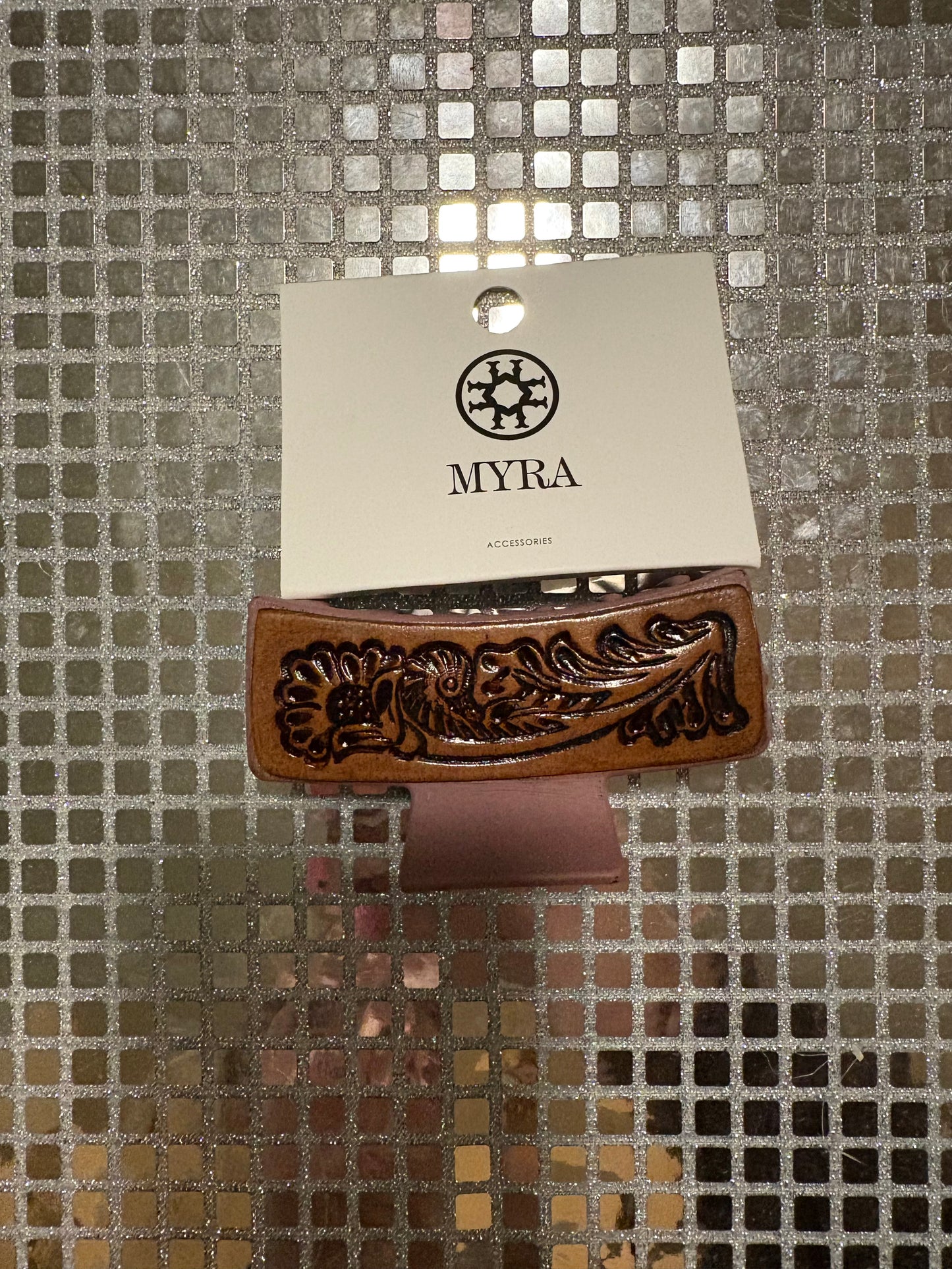 Tooled Claw Clip