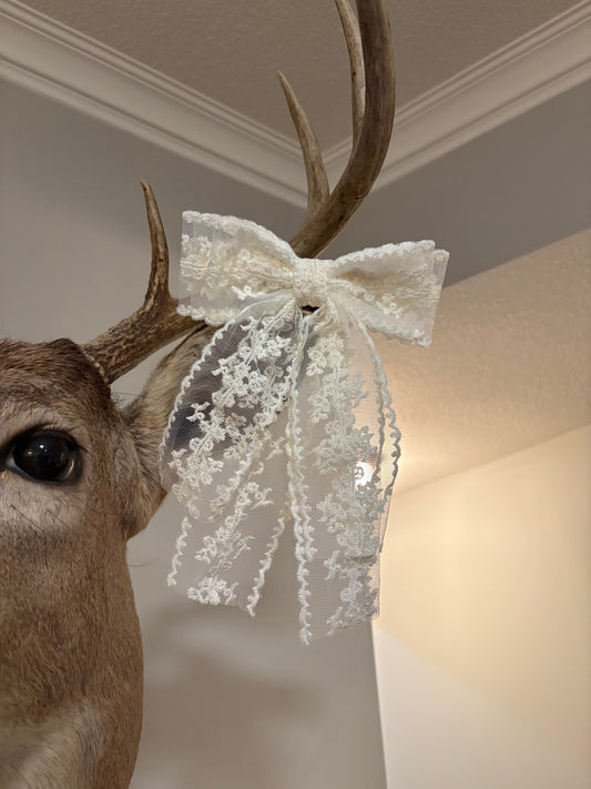 Lace Bow