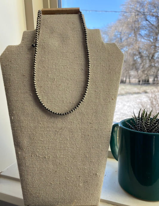 Simple Navajo Pearl Necklace