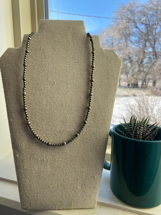 Small Navajo Pearl Necklace