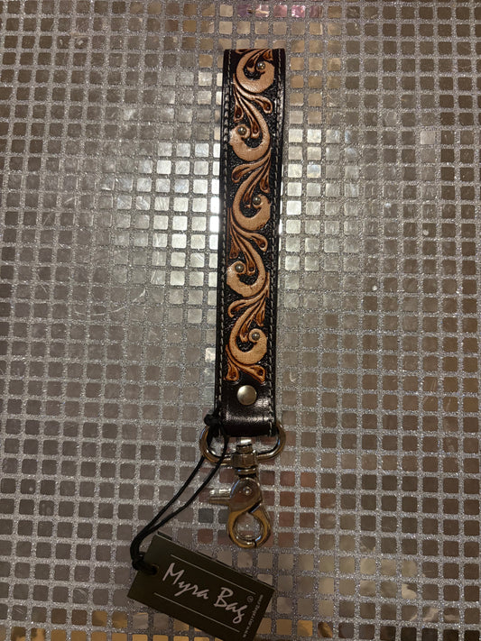 Swirl Key Fob with Studs