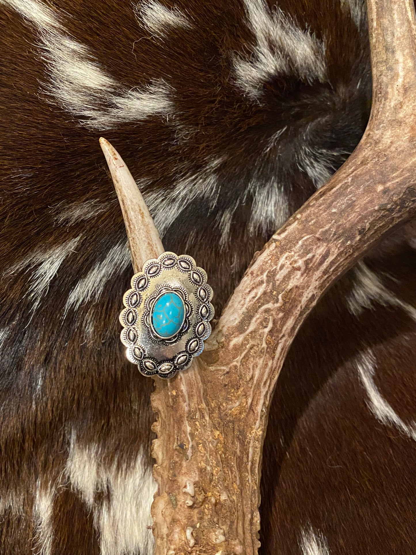 Turquoise stone ring